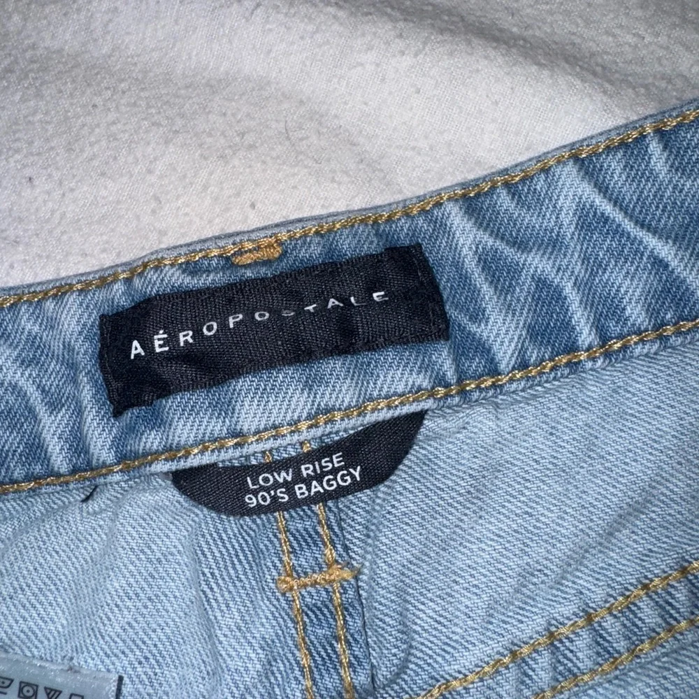 Low rise Aeropostale light blue Straight Leg Jeans - Picture 3 of 4